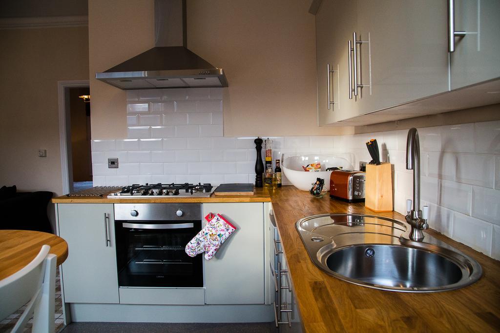 Harrogate Elite Living Apartment Ngoại thất bức ảnh