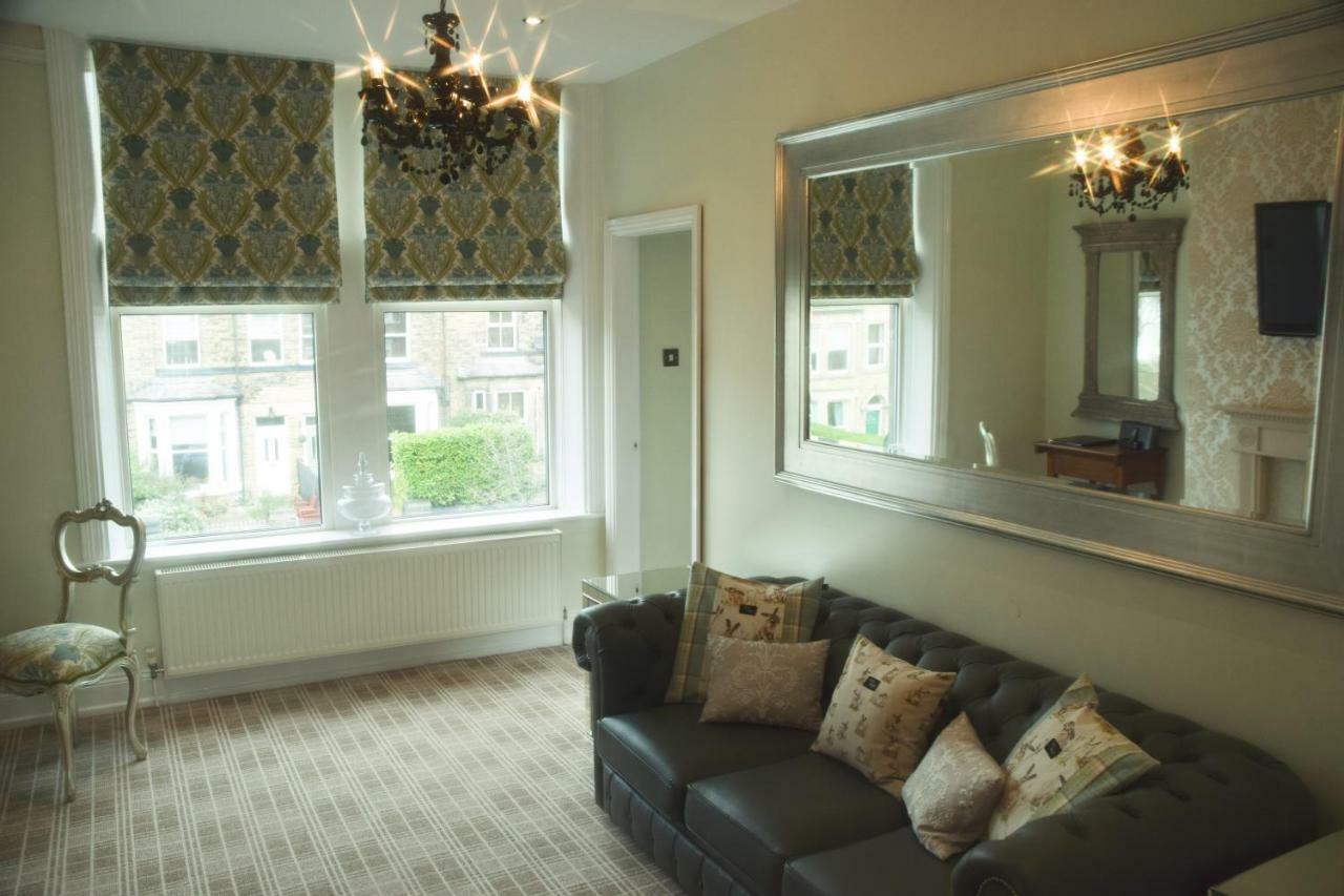Harrogate Elite Living Apartment Ngoại thất bức ảnh