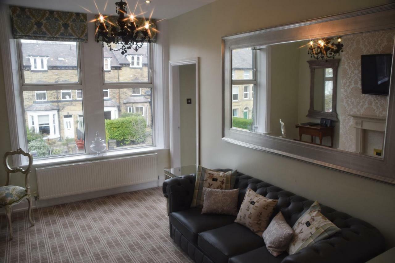Harrogate Elite Living Apartment Ngoại thất bức ảnh